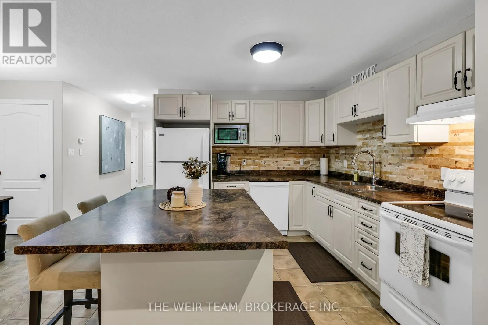 1018 COOK DRIVE
