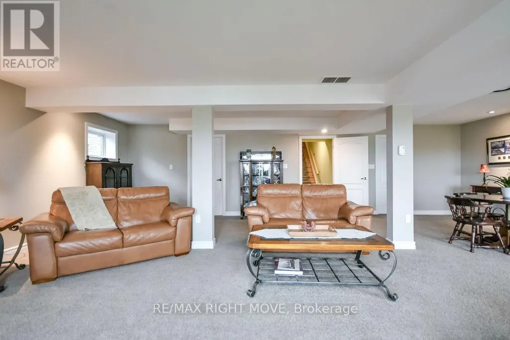 3111 EMPEROR DRIVE