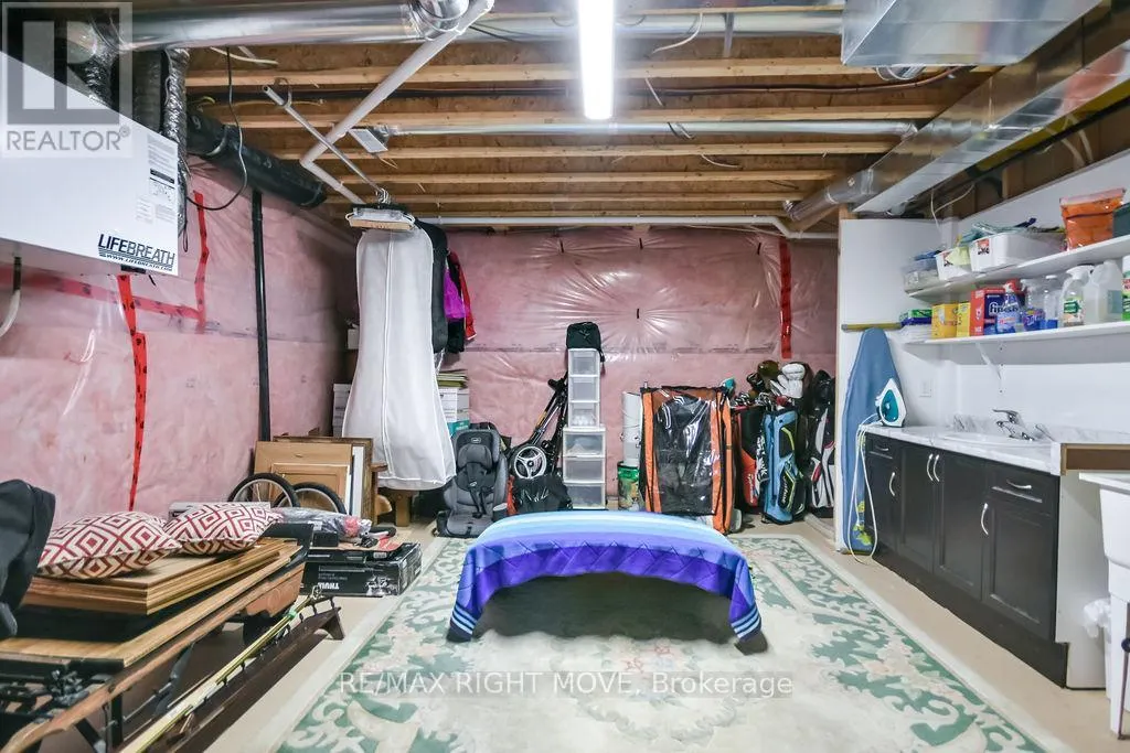 3111 EMPEROR DRIVE