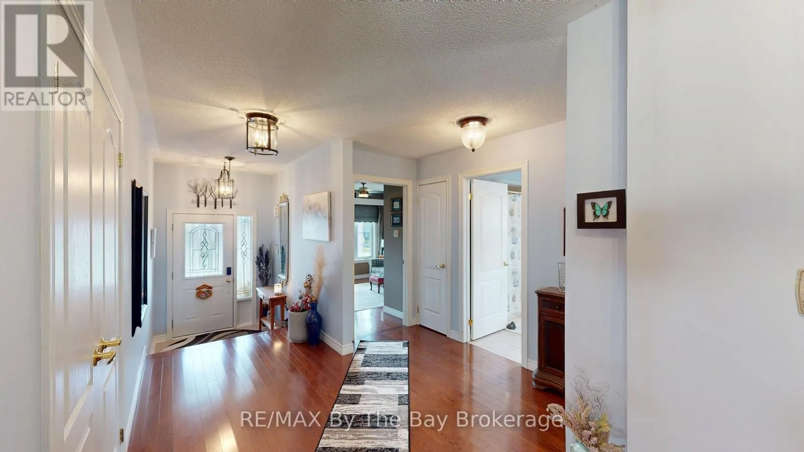 8 MIDDLEPORT DRIVE
