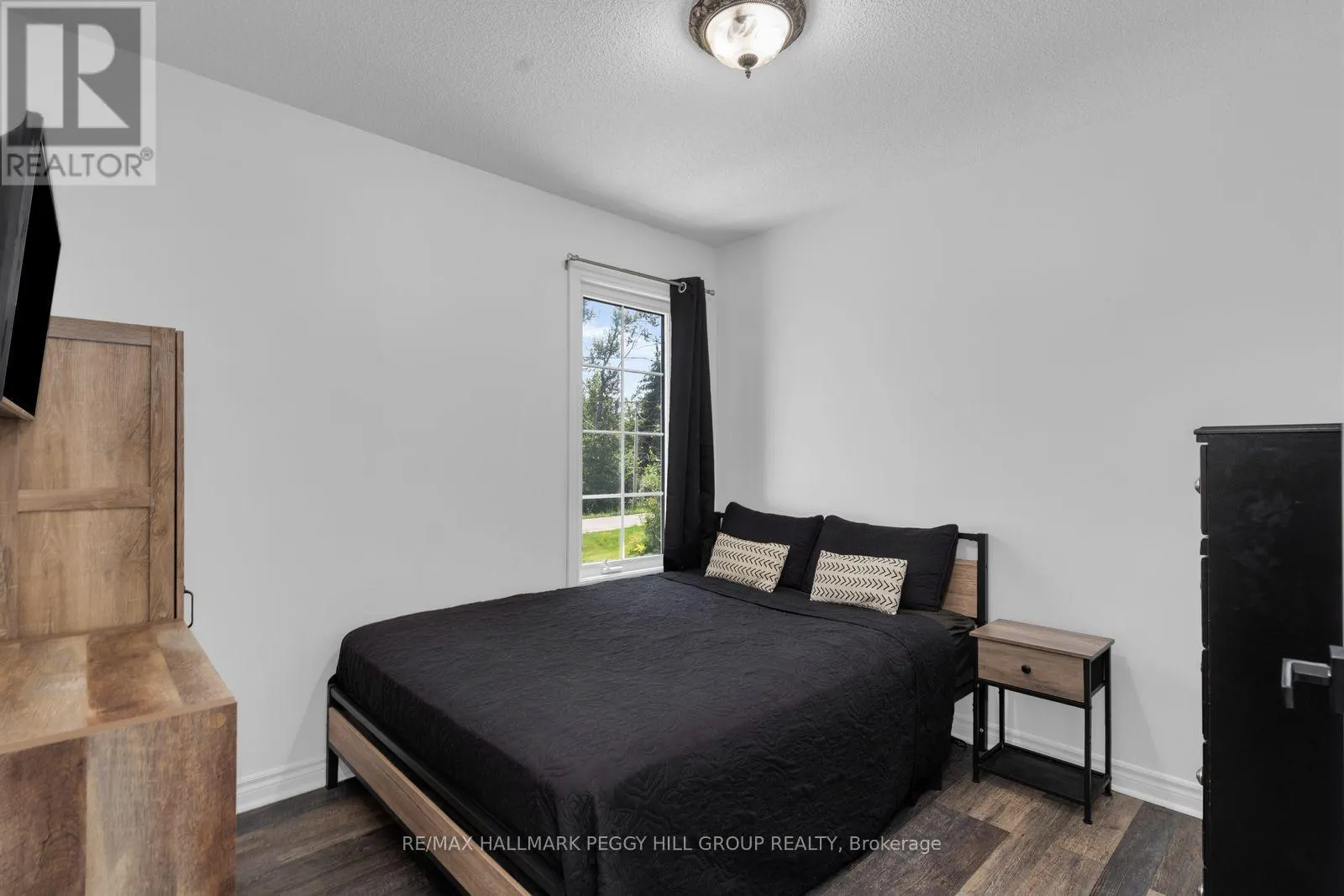 6 ROSEMARIE DRIVE