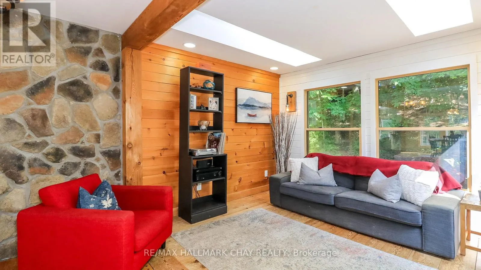 46 PINE RIDGE TRAIL