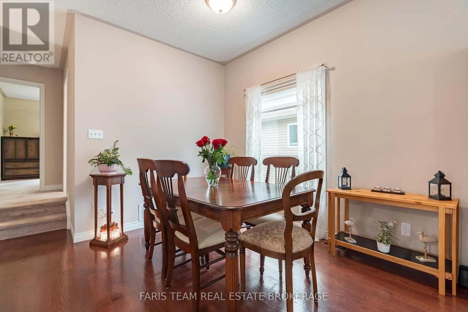 47 GEORGIAS WALK