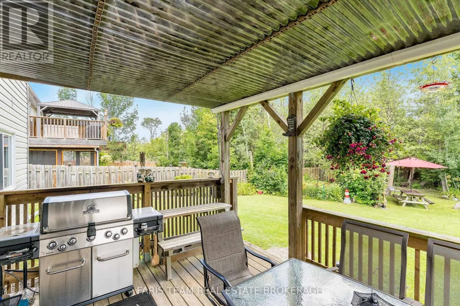 47 GEORGIAS WALK