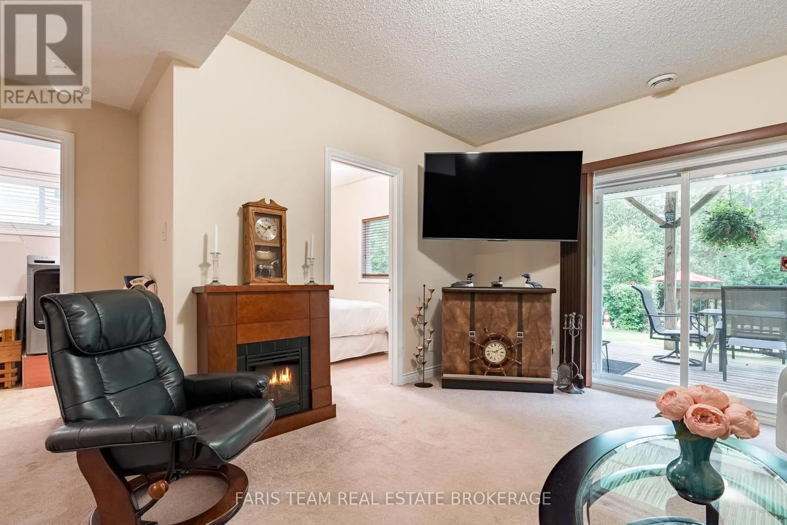 47 GEORGIAS WALK