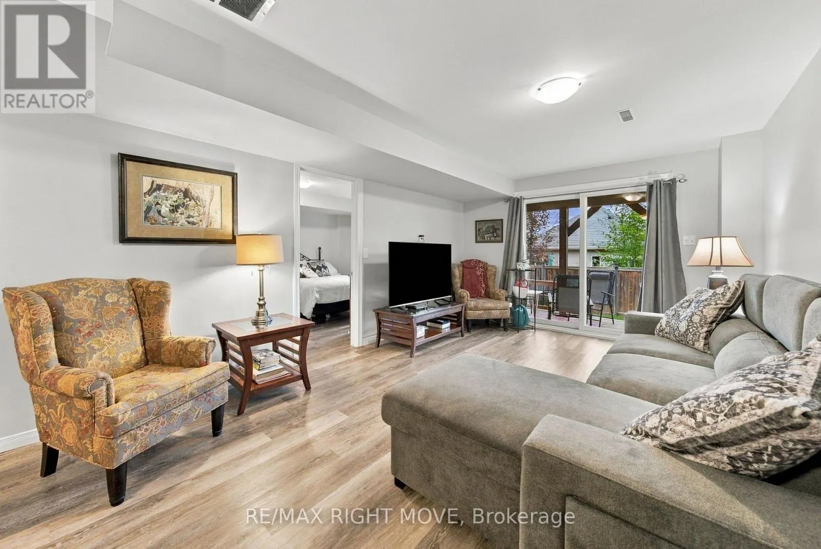 127 ISABELLA DRIVE