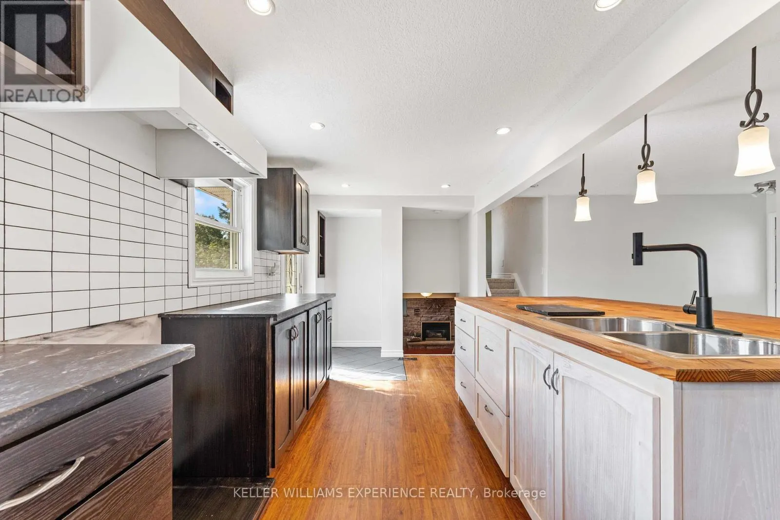 2341 SUNNIDALE ROAD