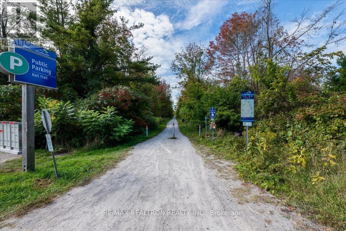 34 HOWARD DRIVE