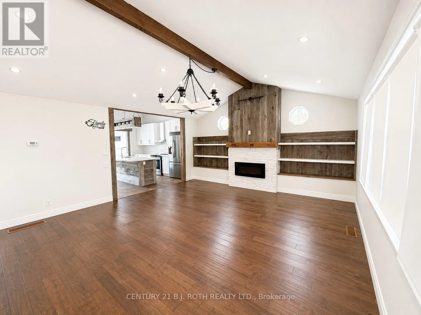 288 RIVER ROAD E