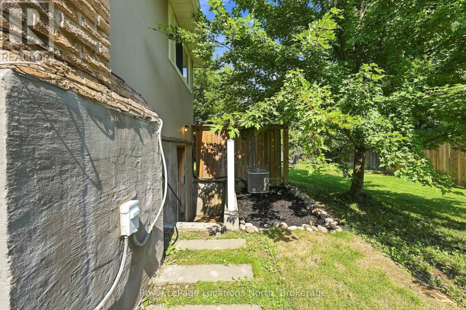 32 COURTICE CRESCENT