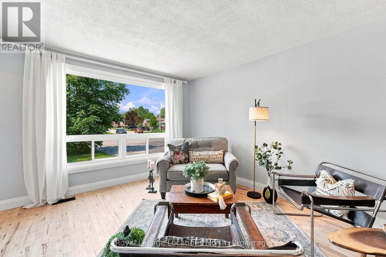 32 COURTICE CRESCENT