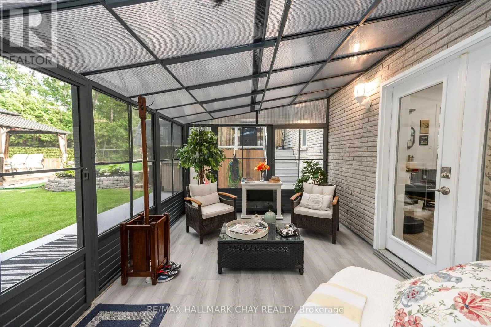 275 SUNNIDALE ROAD