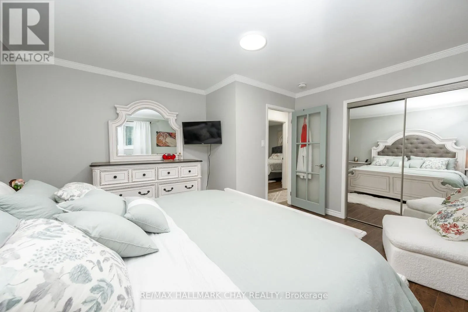275 SUNNIDALE ROAD