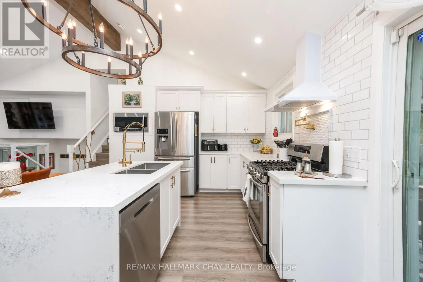 275 SUNNIDALE ROAD