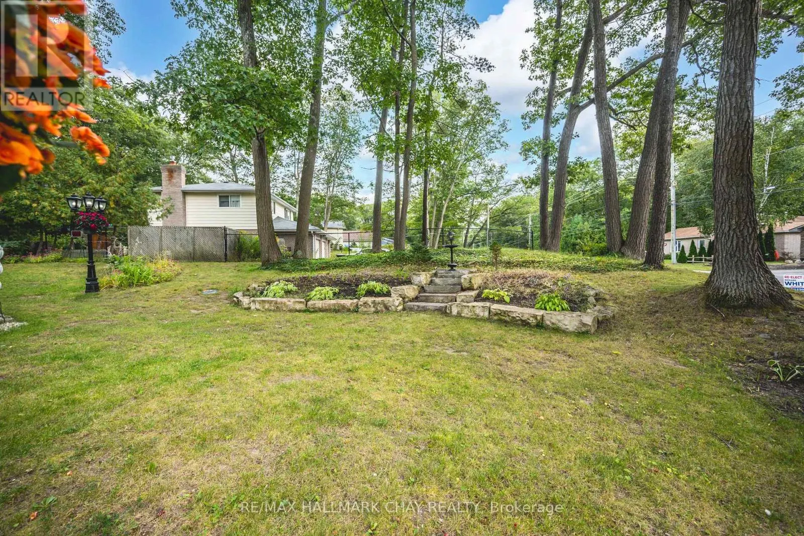 275 SUNNIDALE ROAD