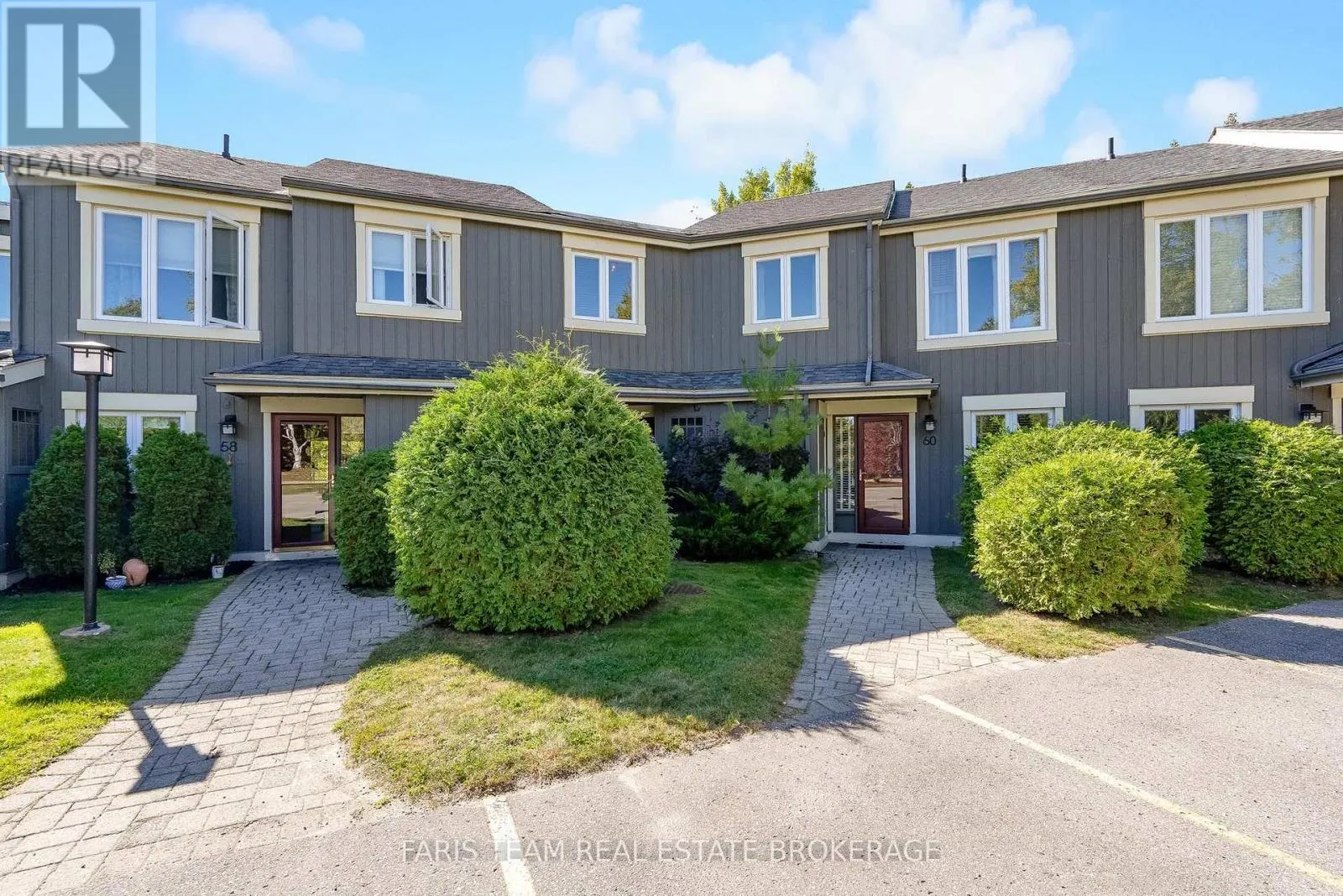 59 - 145 FAIRWAY CRESCENT