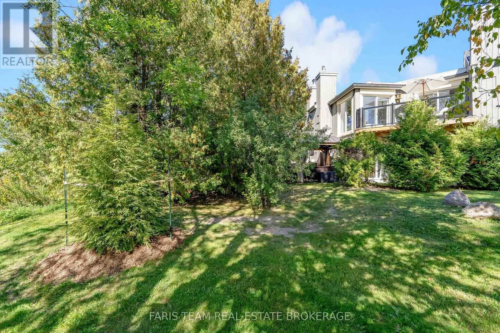 59 - 145 FAIRWAY CRESCENT