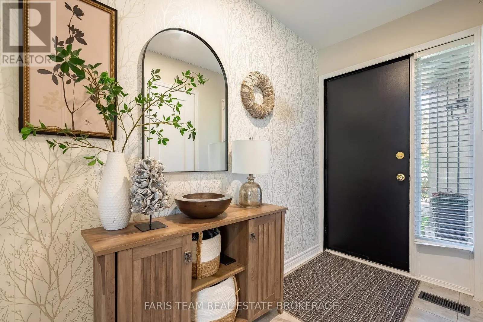 59 - 145 FAIRWAY CRESCENT