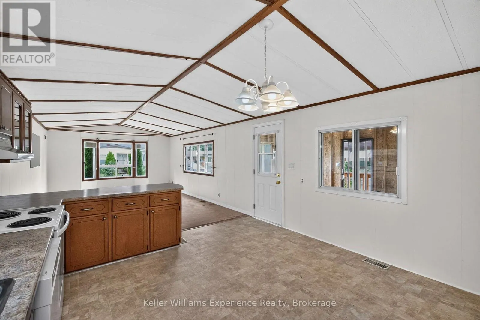 45 NORTHLAND DRIVE
