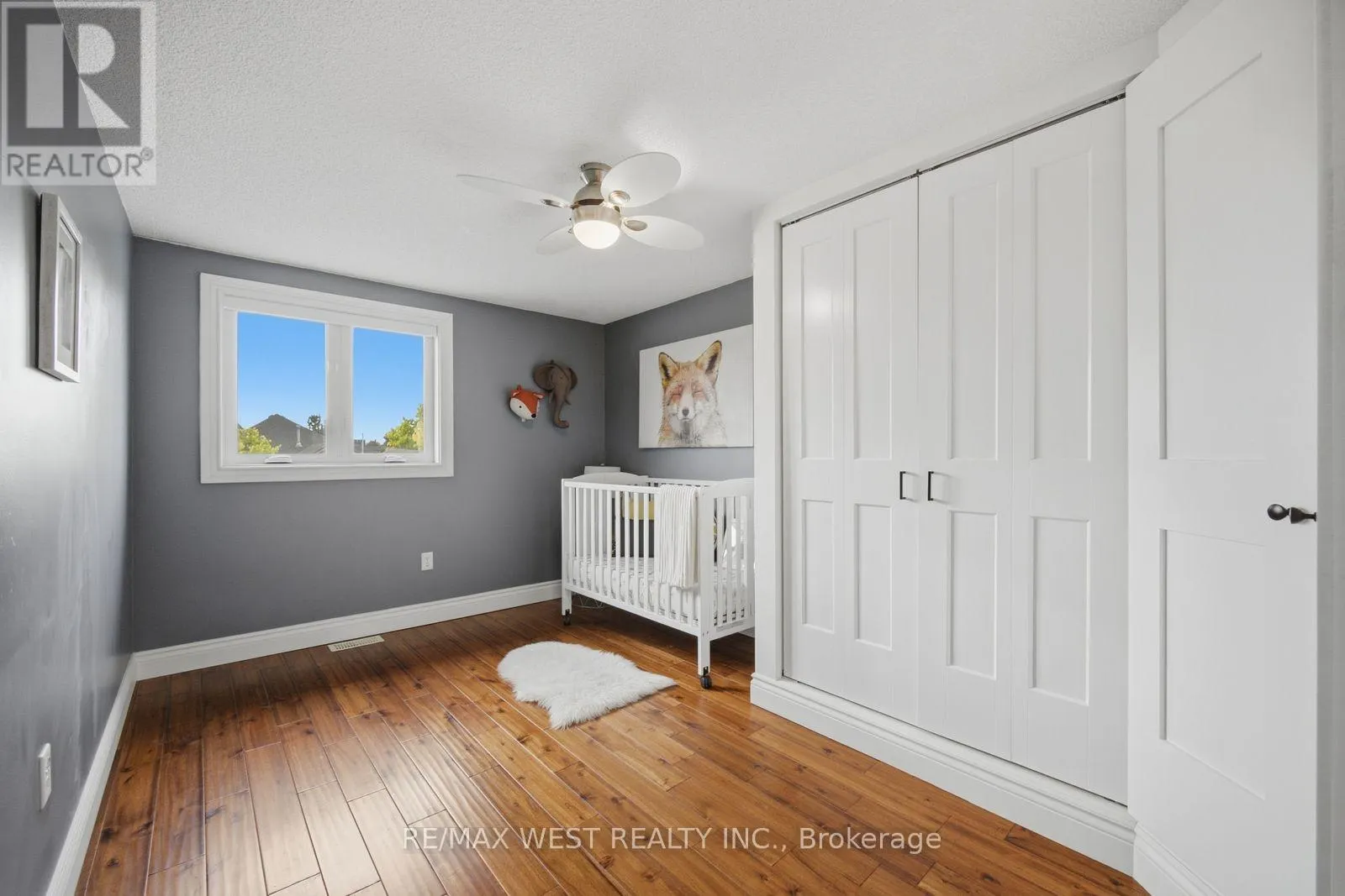 11 AMBLER BAY