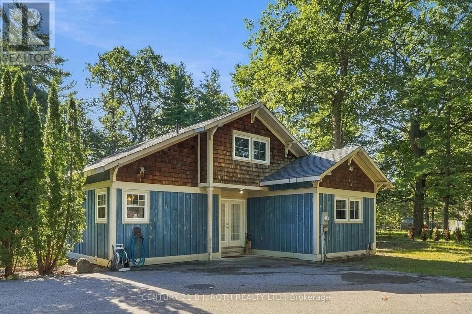 11 ROSEMARY ROAD