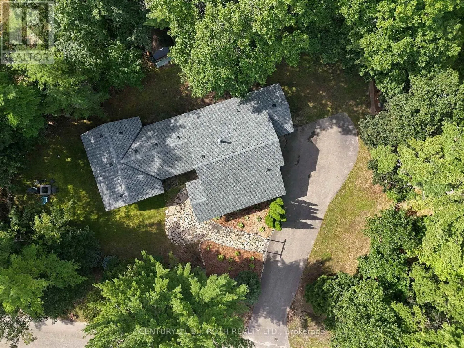 11 ROSEMARY ROAD