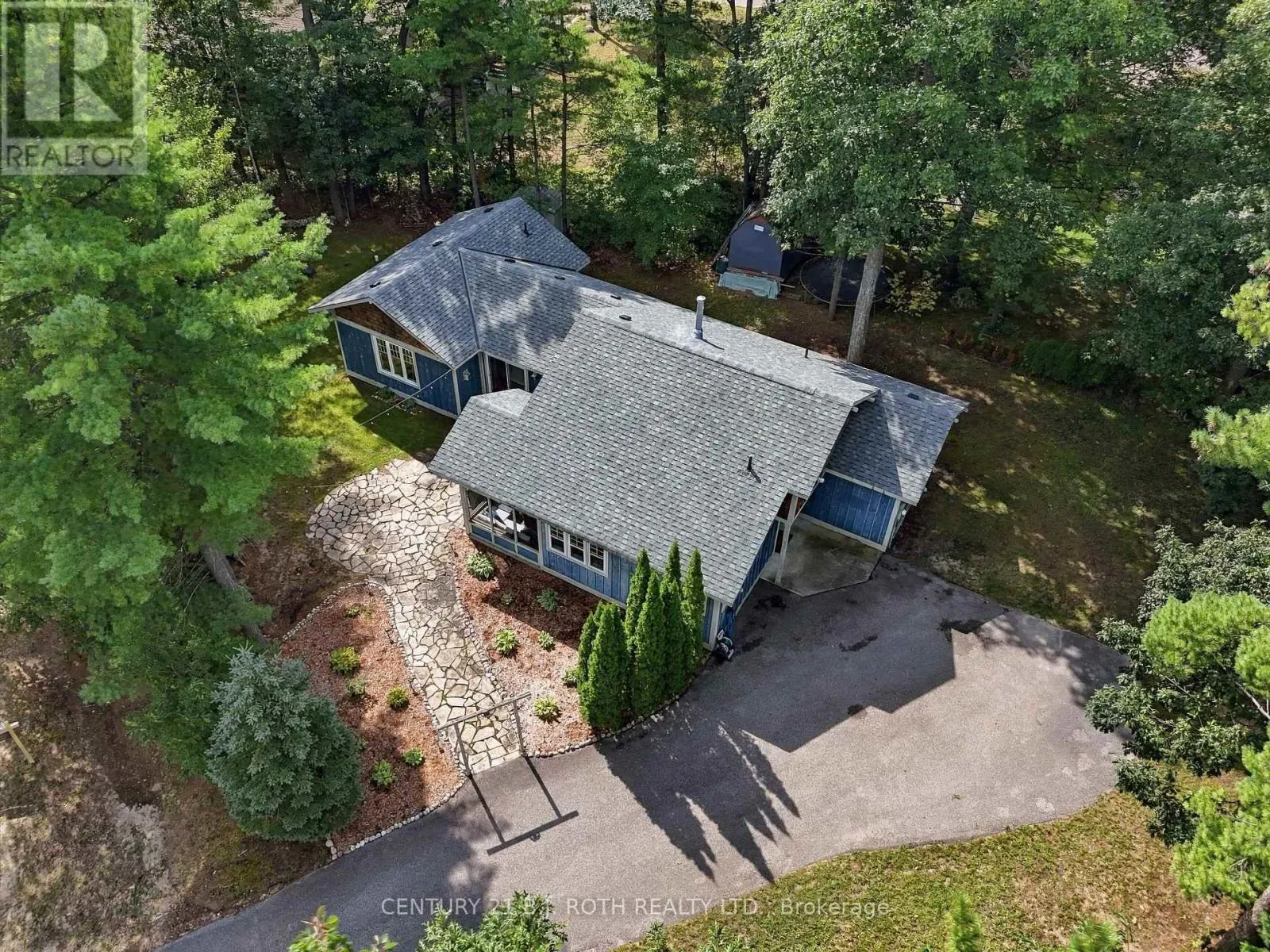 11 ROSEMARY ROAD