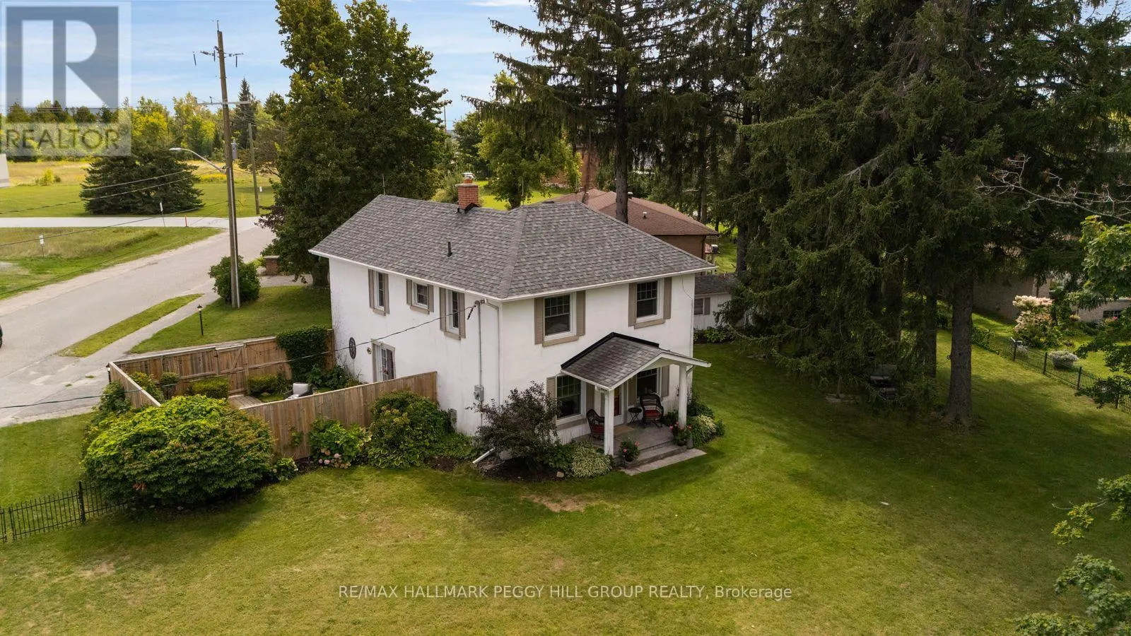 12 BEACON ROAD