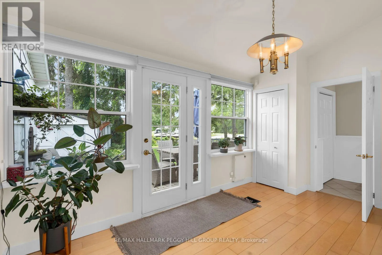 12 BEACON ROAD