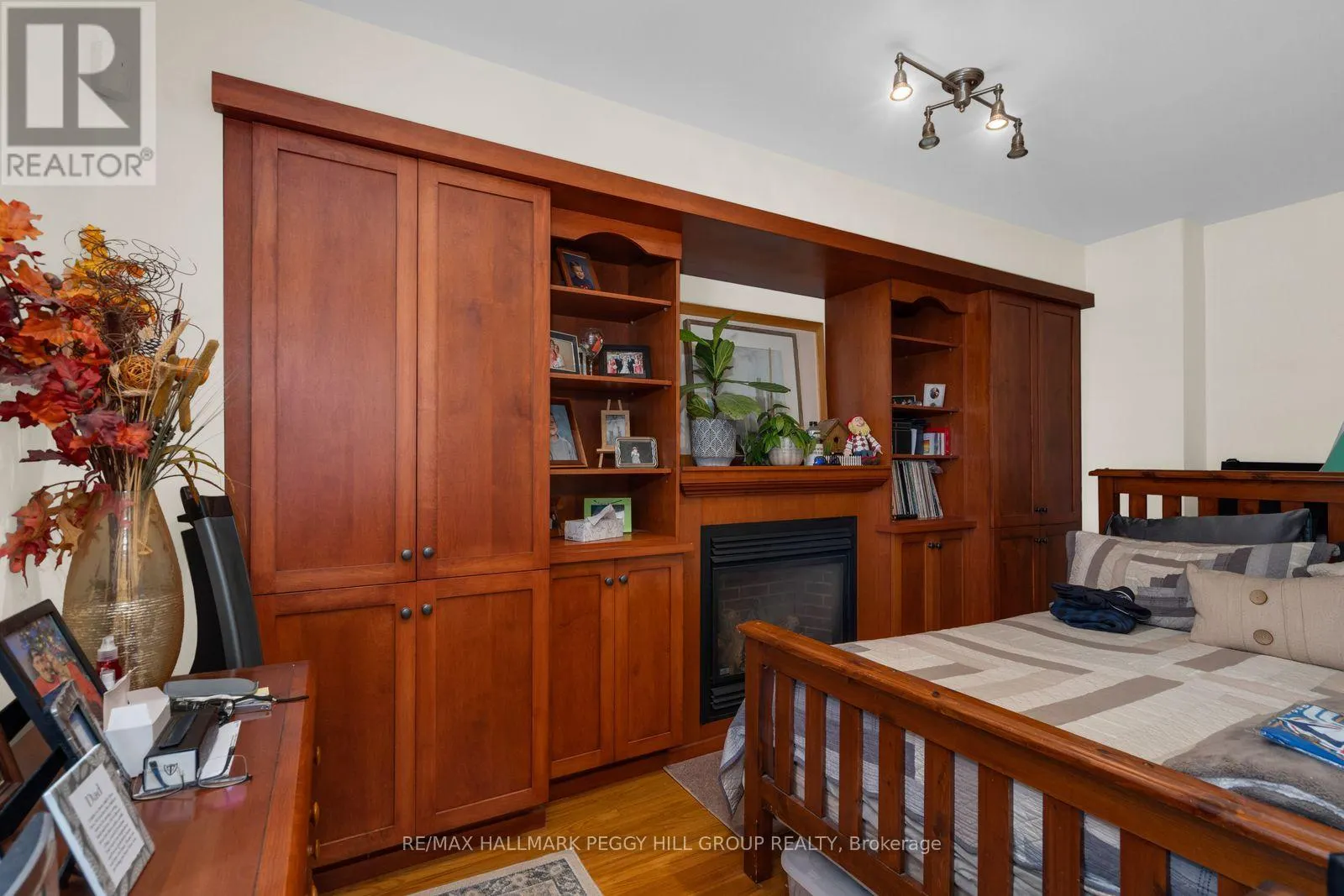 12 BEACON ROAD