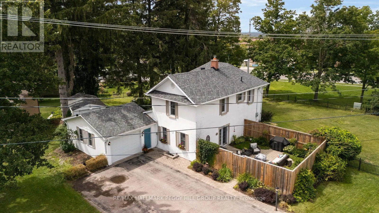 12 BEACON ROAD