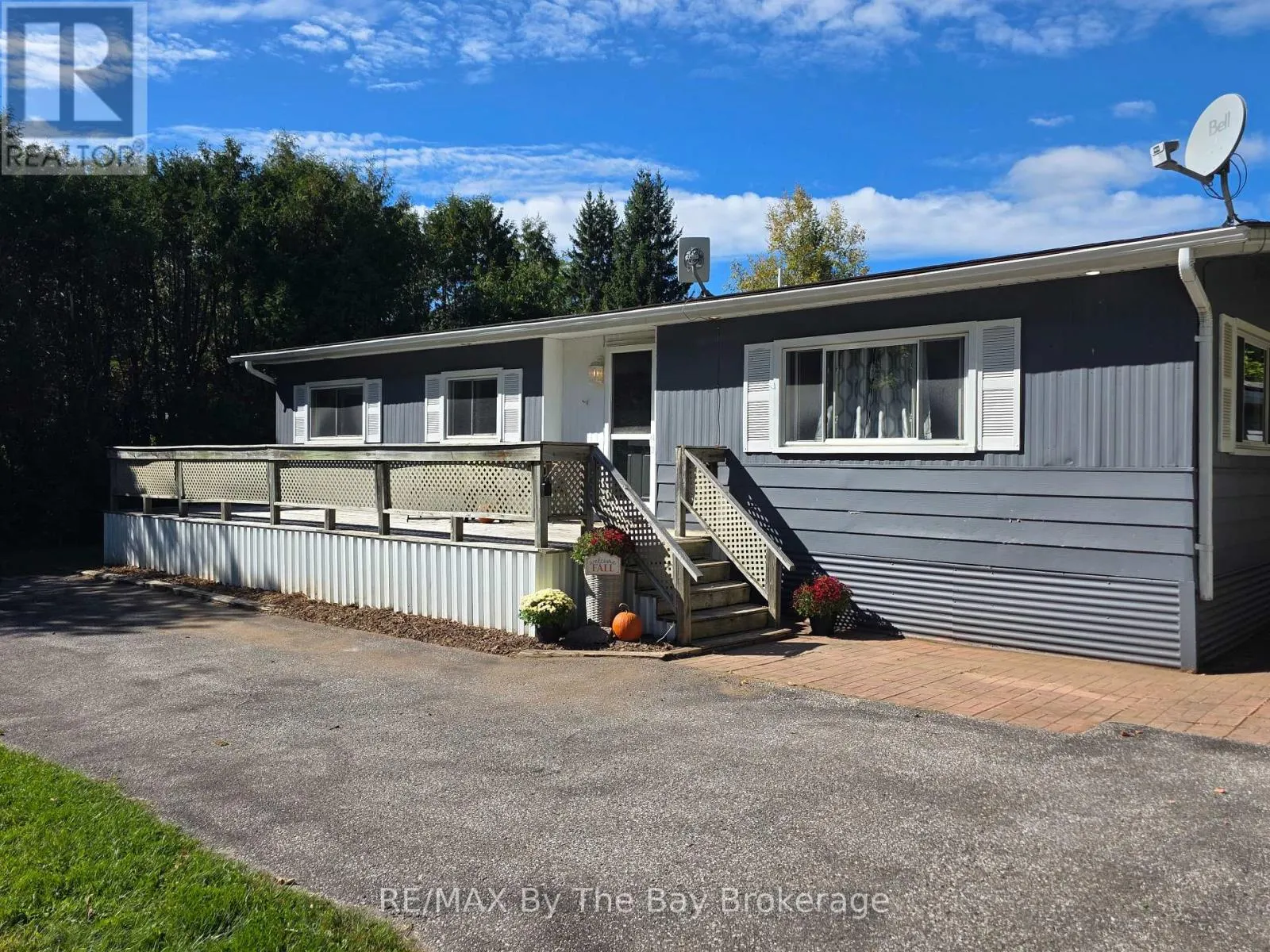 926 BREBEUF ROAD