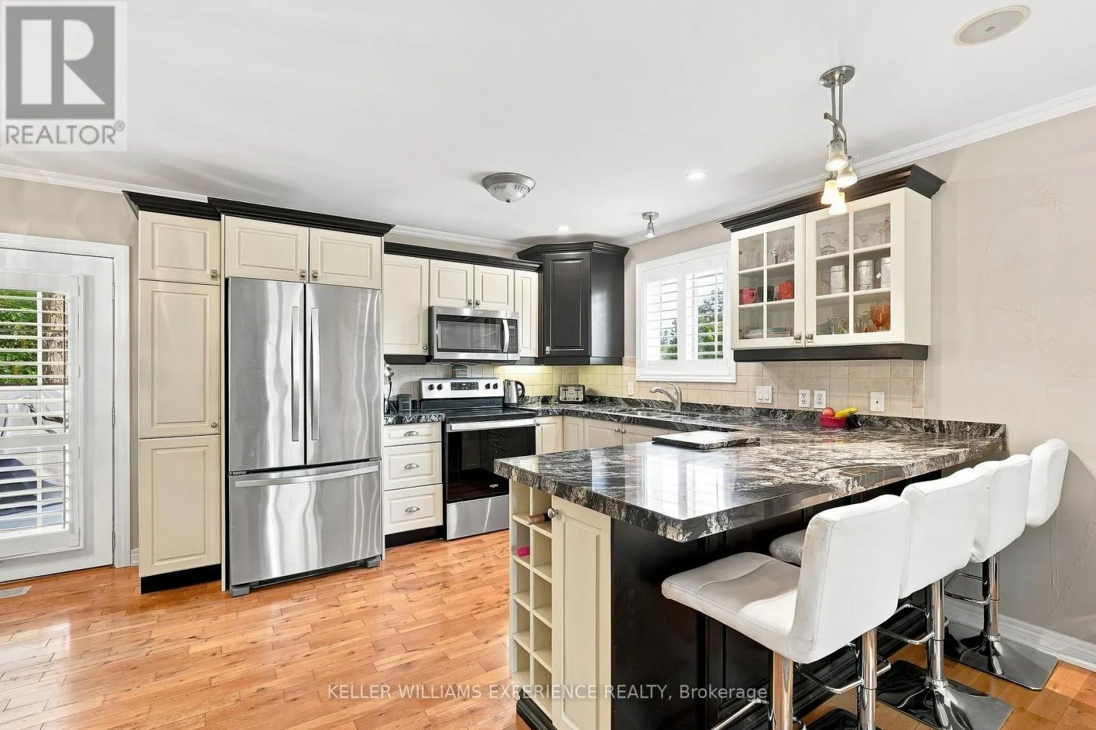 2438 AMIGO DRIVE