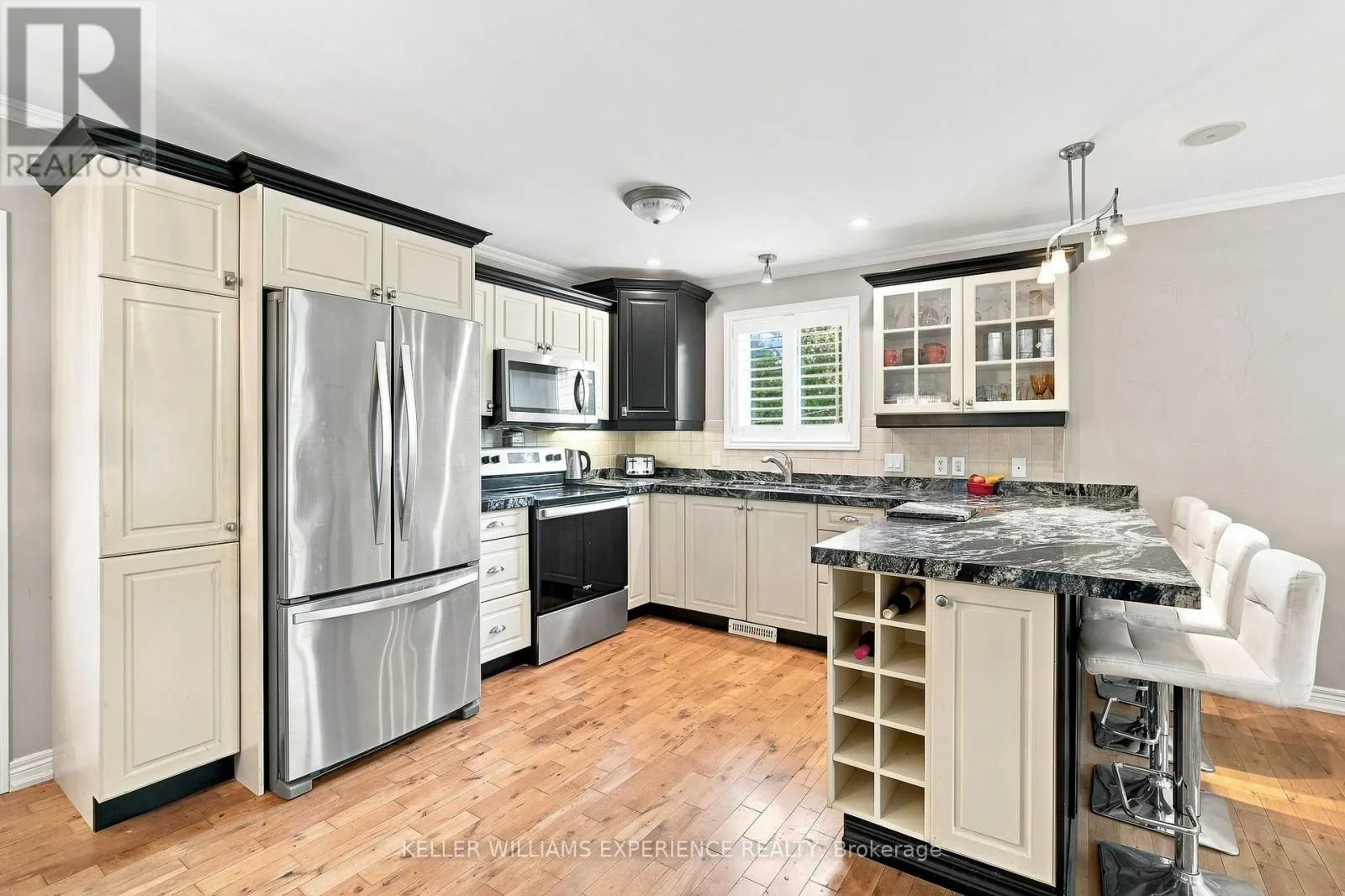 2438 AMIGO DRIVE