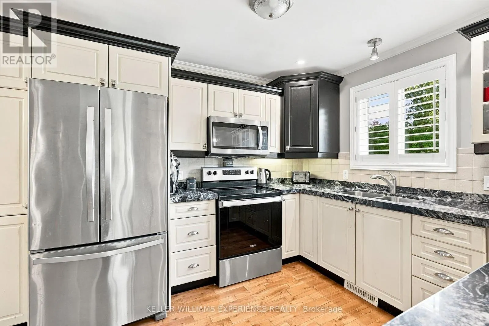 2438 AMIGO DRIVE
