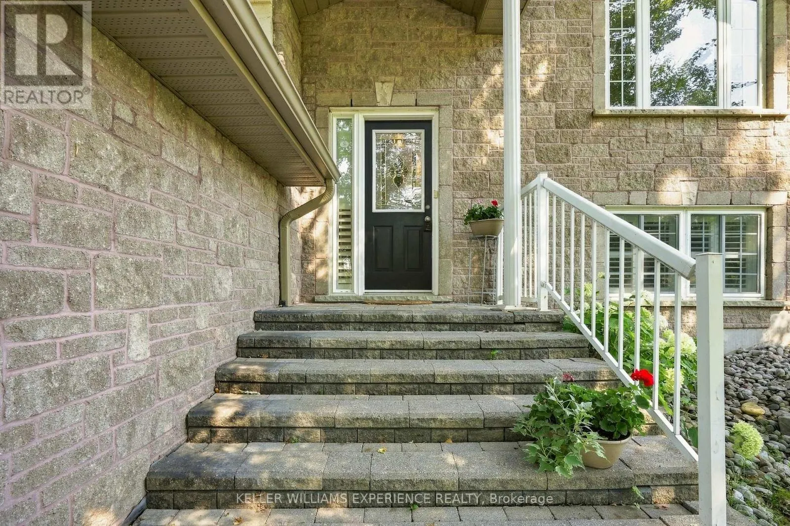 2438 AMIGO DRIVE