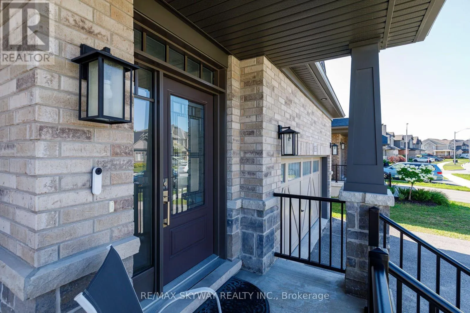 103 PLEWES DRIVE W