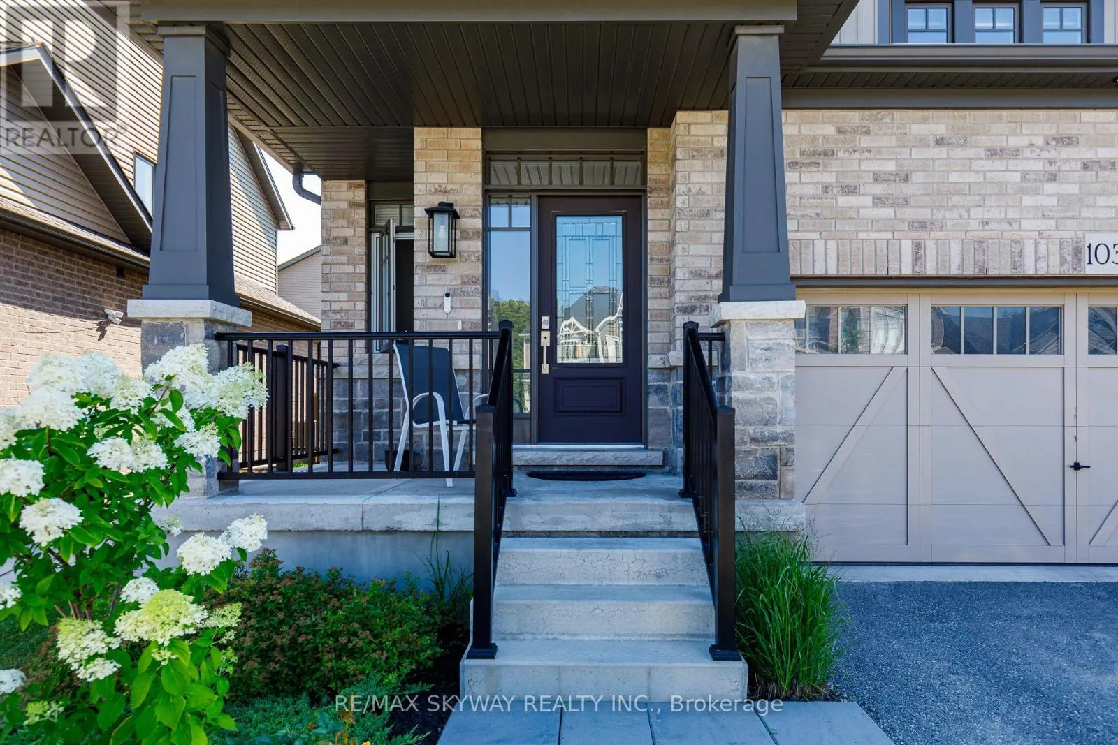 103 PLEWES DRIVE W