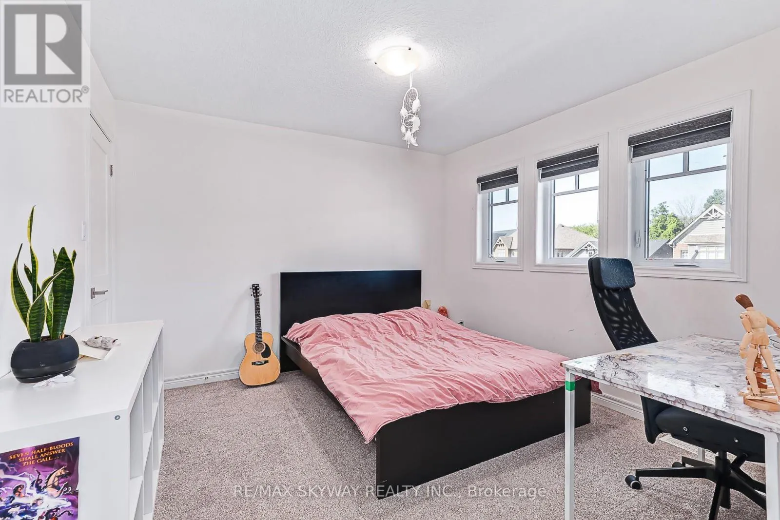 103 PLEWES DRIVE W