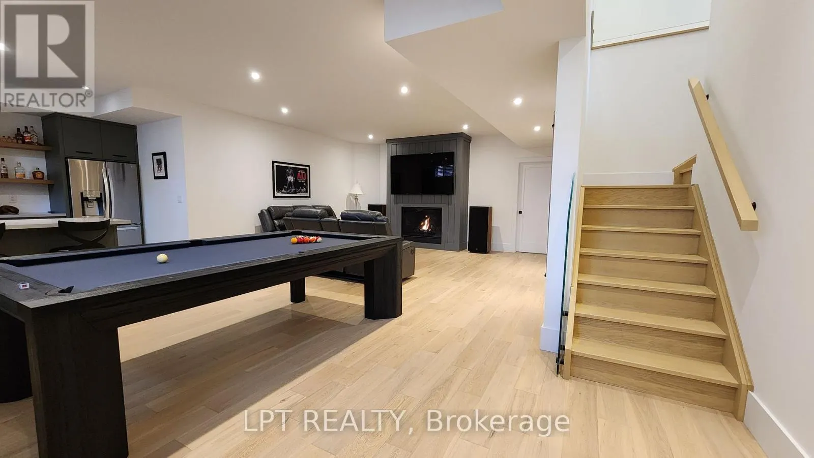15 BYERS STREET