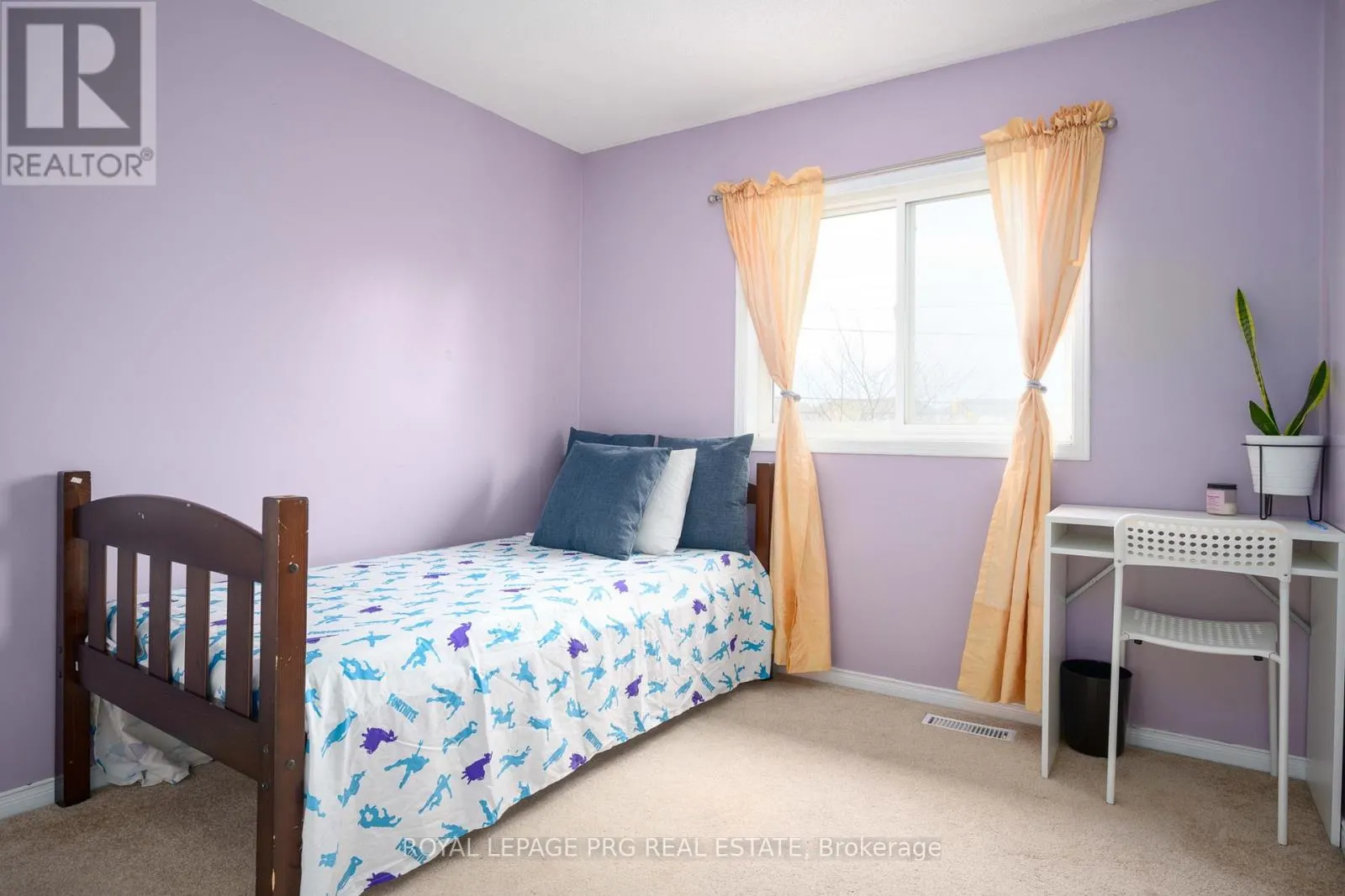 97 NATHAN CRESCENT