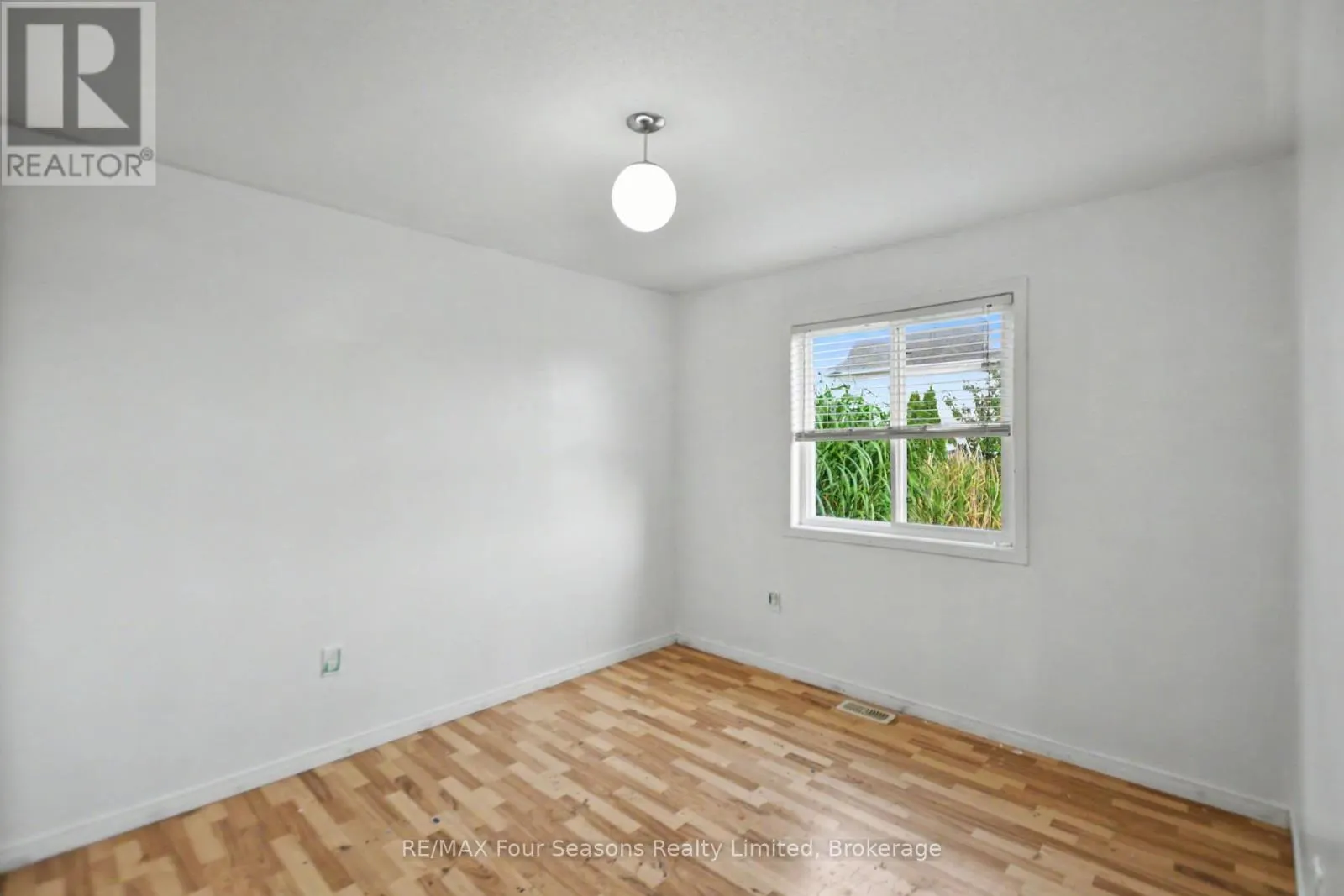 267 SPRUCE STREET