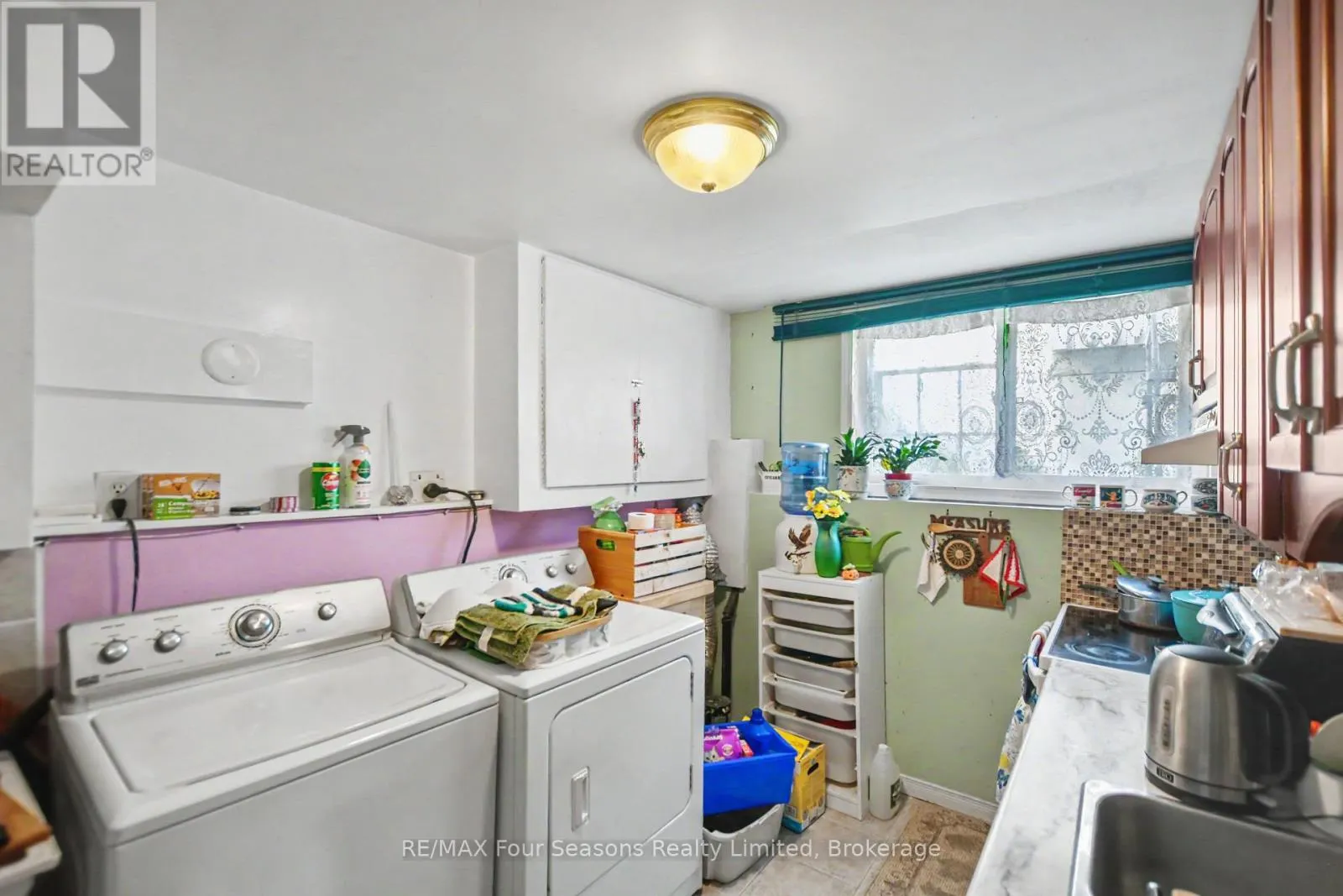 267 SPRUCE STREET