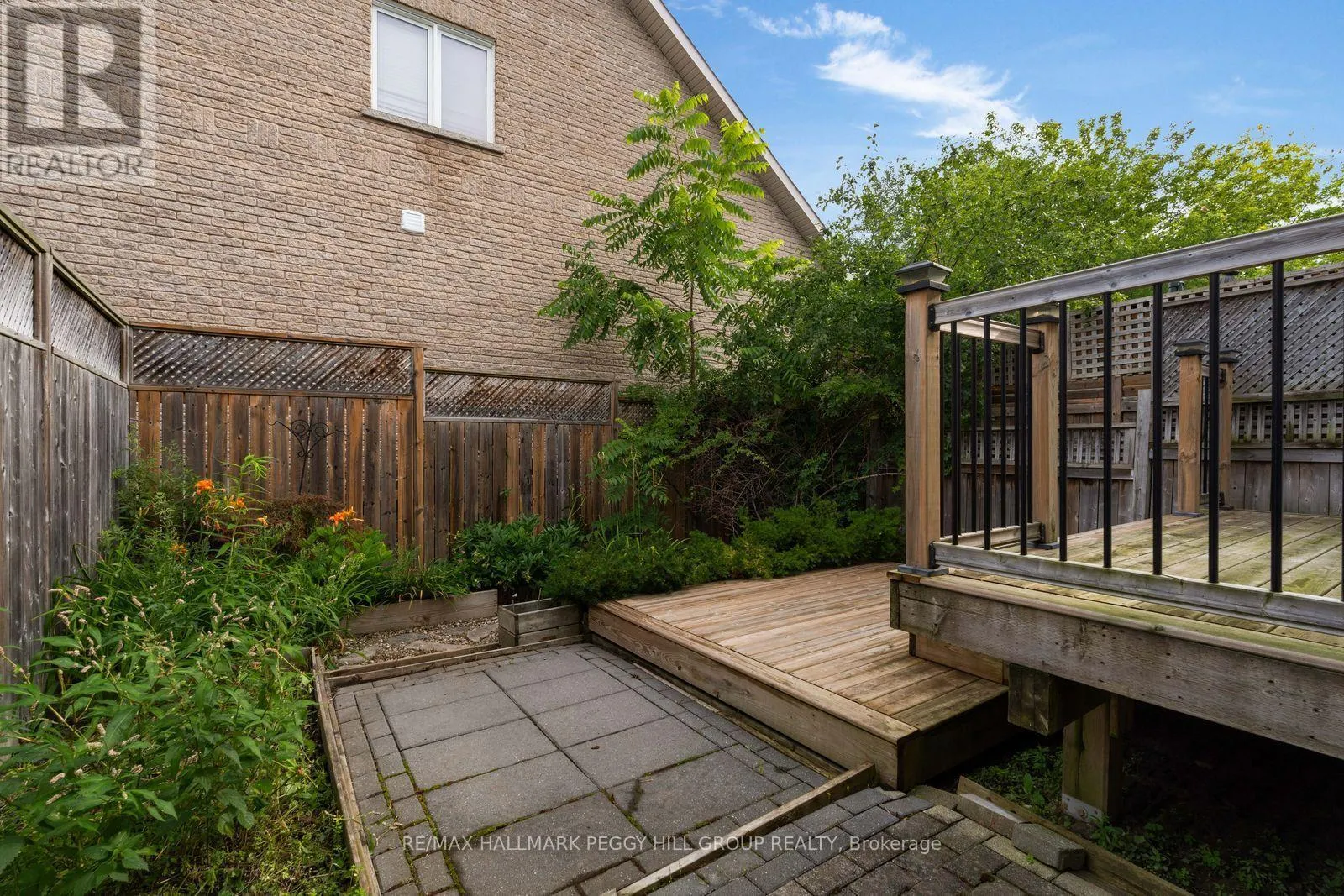 11 - 125 HURONIA ROAD
