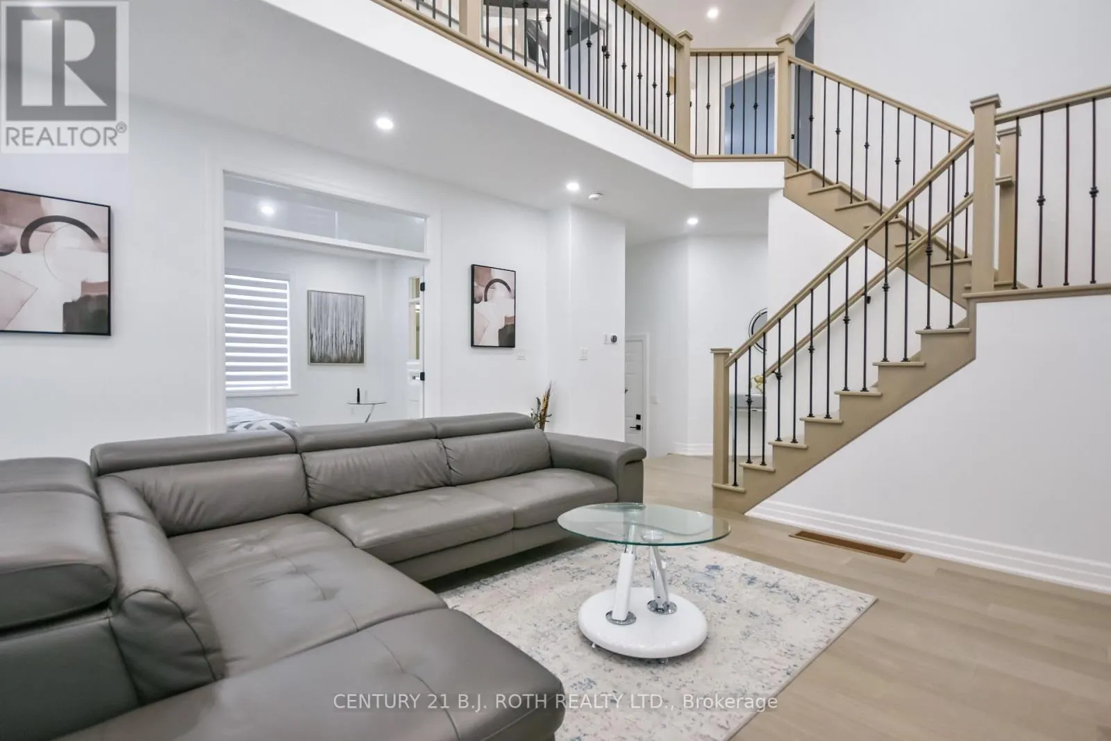 41 AUBURN COURT