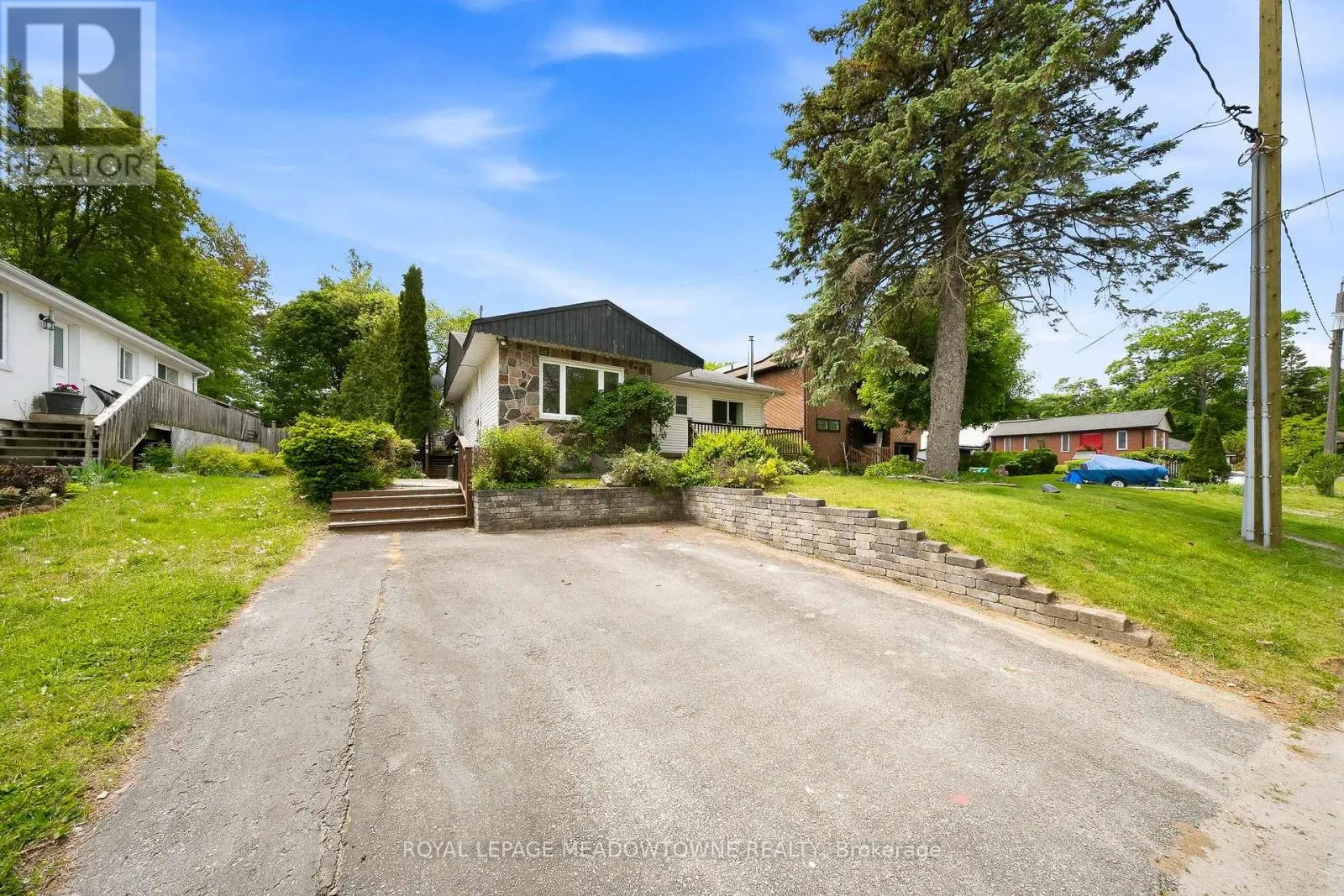 209 CLIFF ROAD