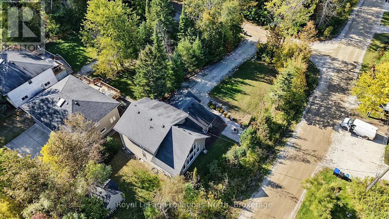 1 MOORE AVENUE