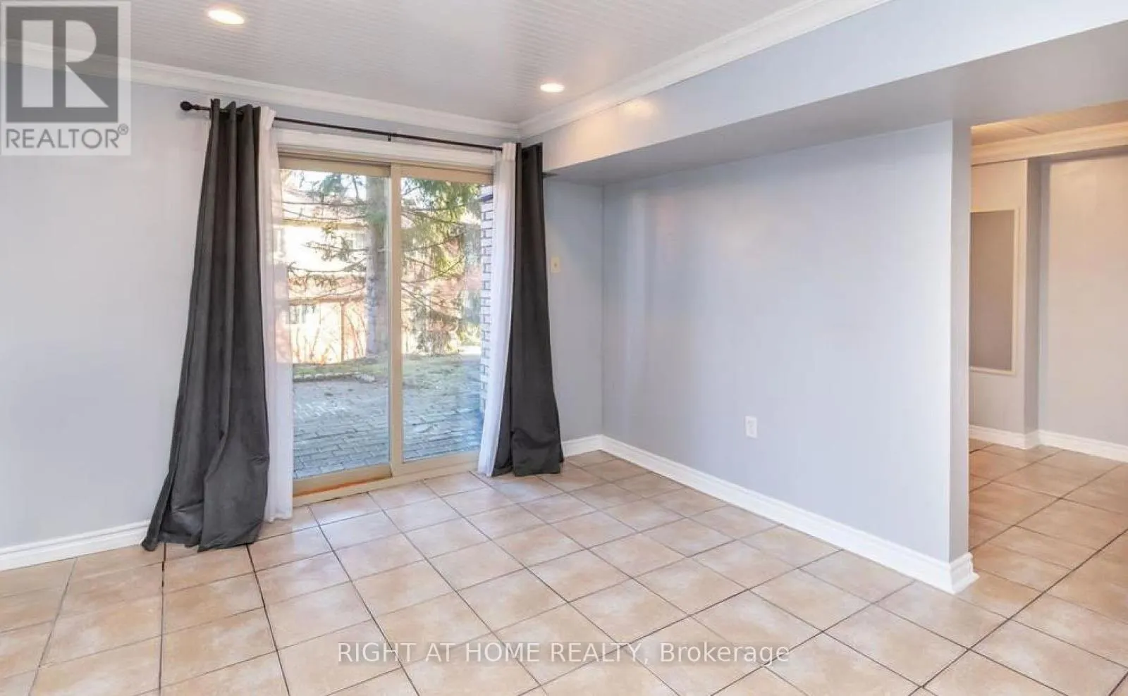10 - 32 SAWMILL ROAD