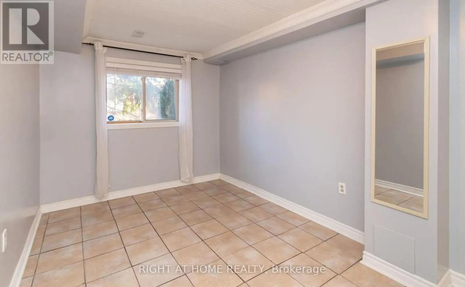 10 - 32 SAWMILL ROAD