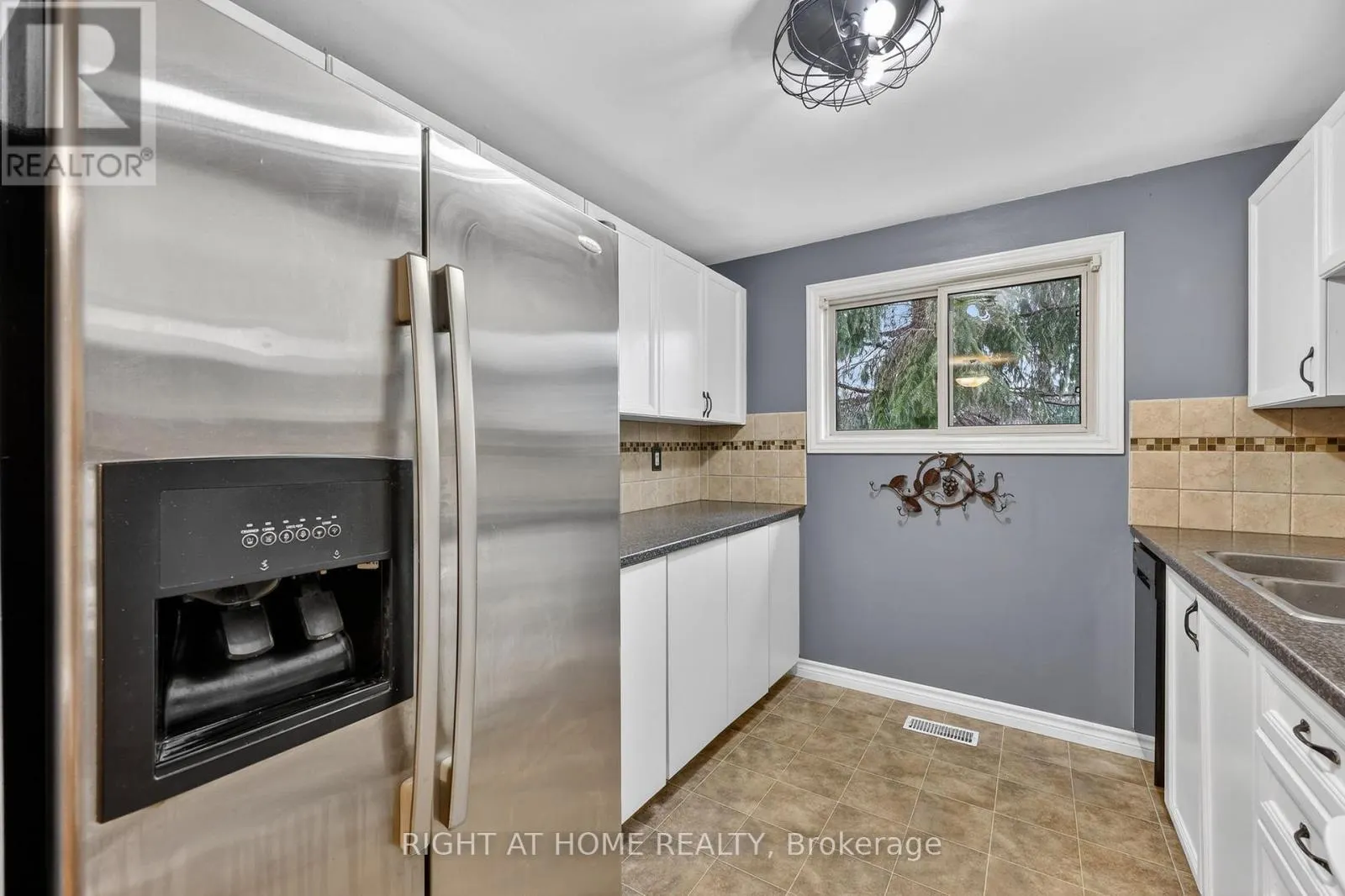 10 - 32 SAWMILL ROAD